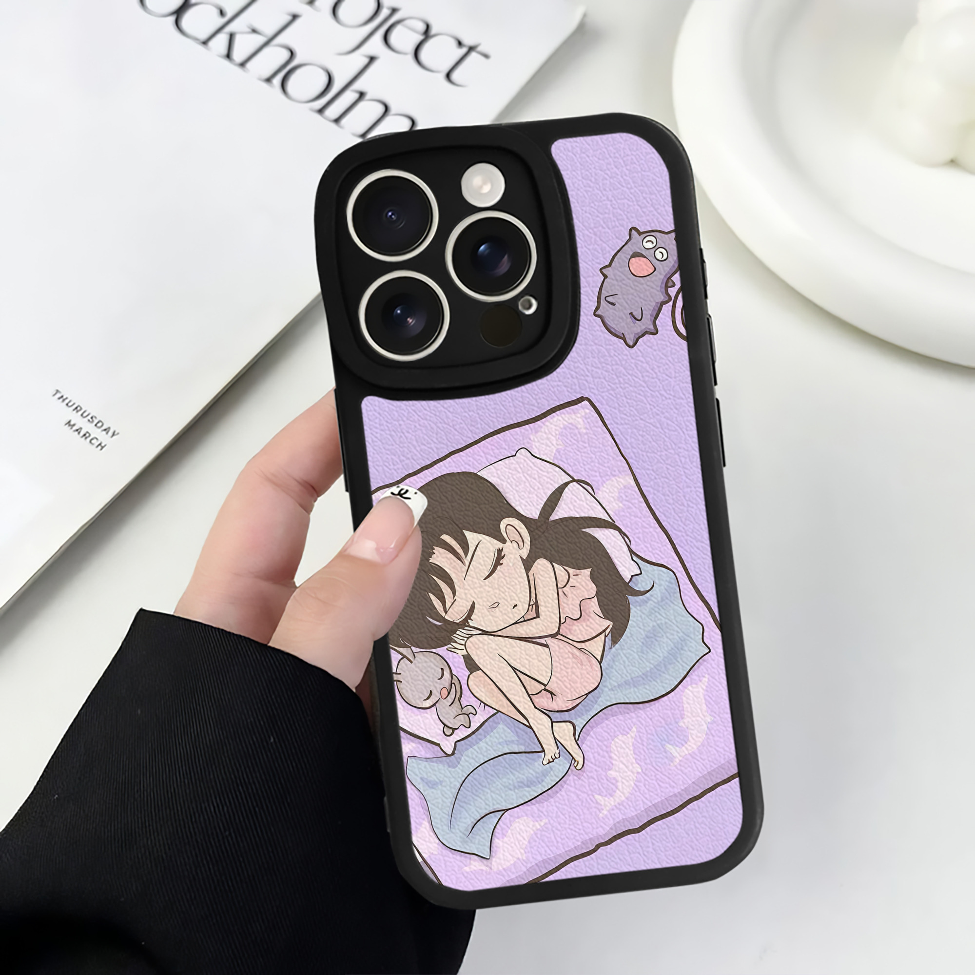 （画像用） 名探偵コナン Detective Conan 【iPhone 16シリーズ対応】シリコンスマホケース（レザー調） 材質：シリコン